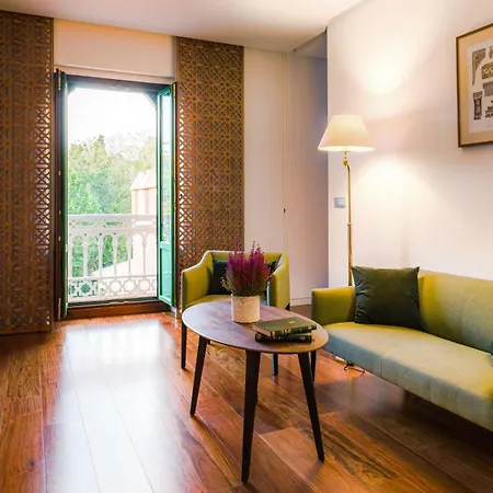 Alhambra Palace מלון 5*