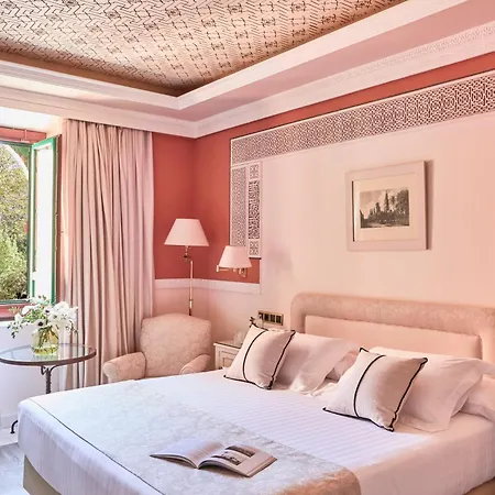 Hotel Alhambra Palace