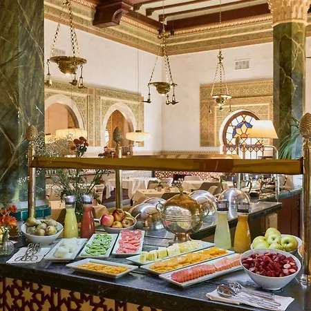 Alhambra Palace Hotell