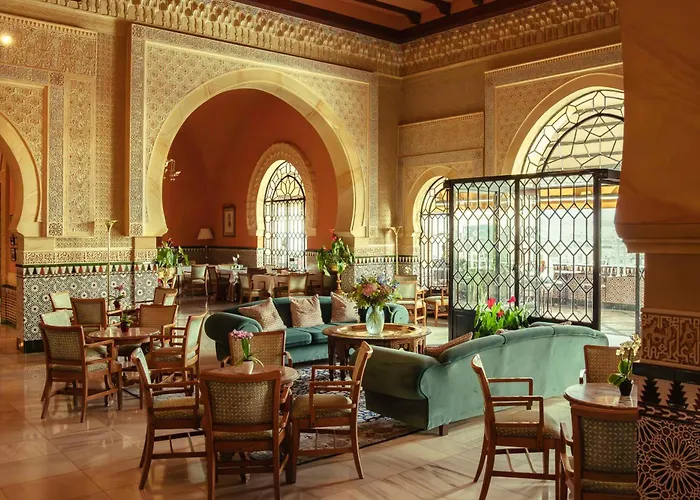 Alhambra Palace Hotell