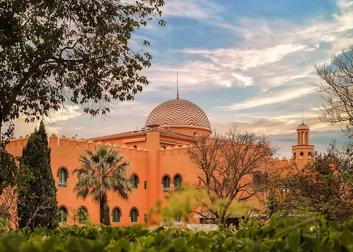 Alhambra Palace Hotell