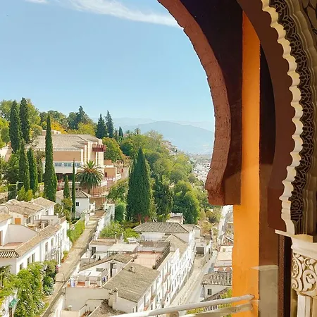 Alhambra Palace 5*