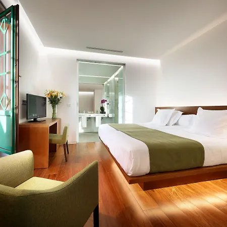 Hotel Alhambra Palace