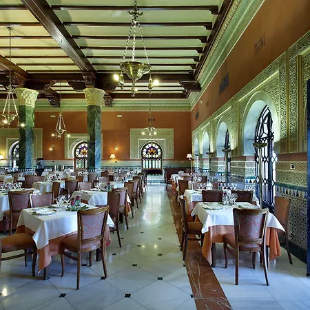 Hotel Alhambra Palace 5*